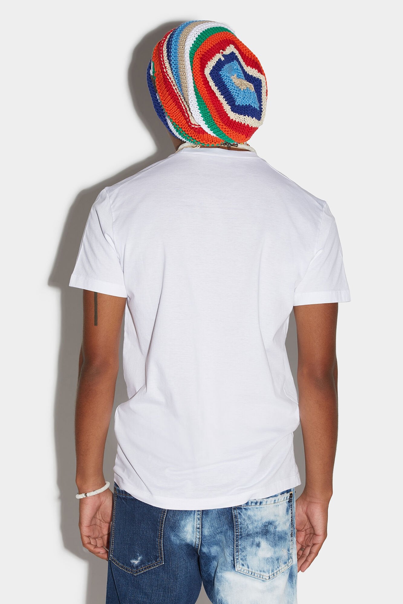 White Fibres T-Shirt-thumbmail-2