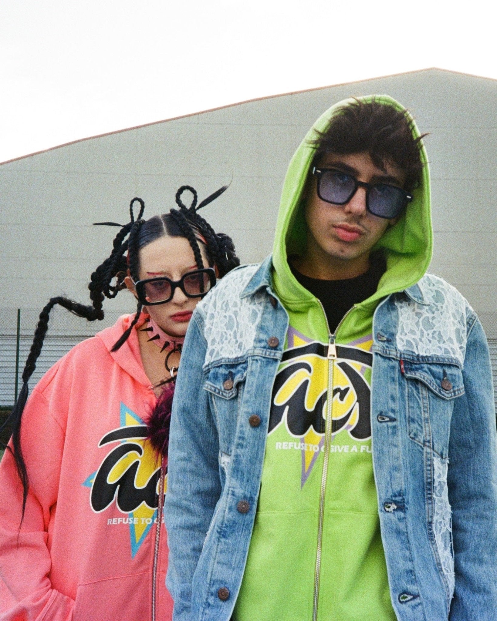 ACTI ZIP UP HOODIE - TIZZIL