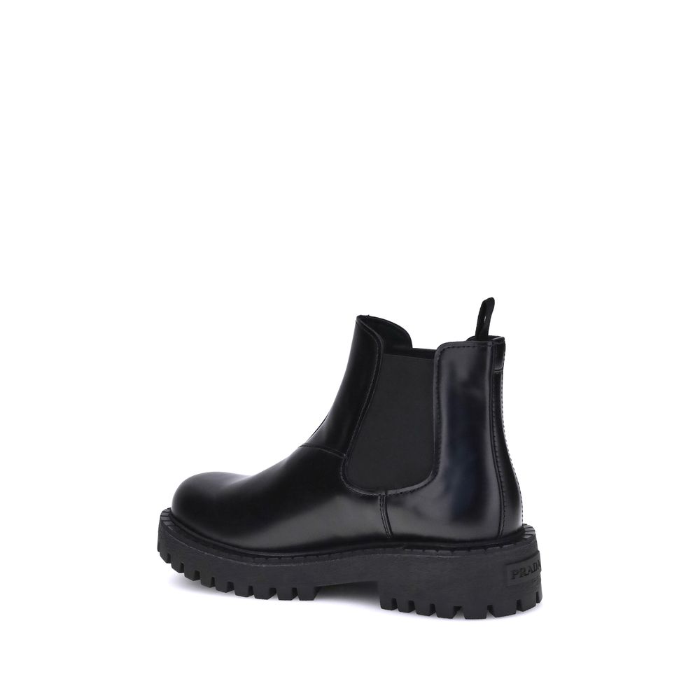 Black Calf Leather Bos Taurus Chelsea Boots - TIZZIL