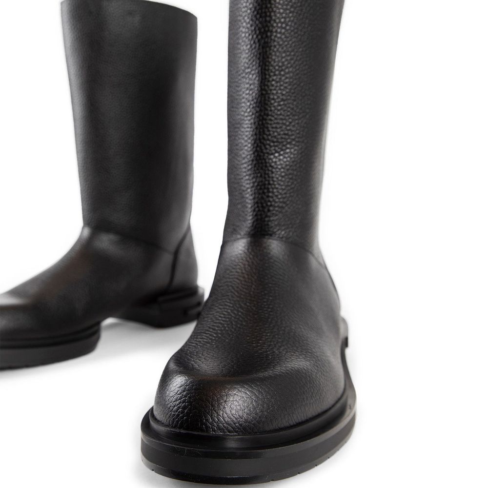 Black Calfskin Boots - TIZZIL