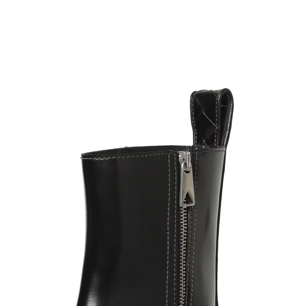 Black Calfskin Chelsea Boots - TIZZIL