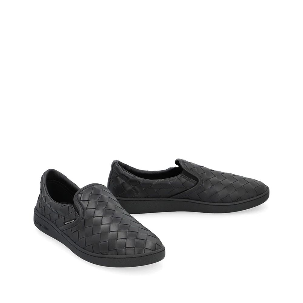 Black Calfskin Low Top Sneakers - TIZZIL