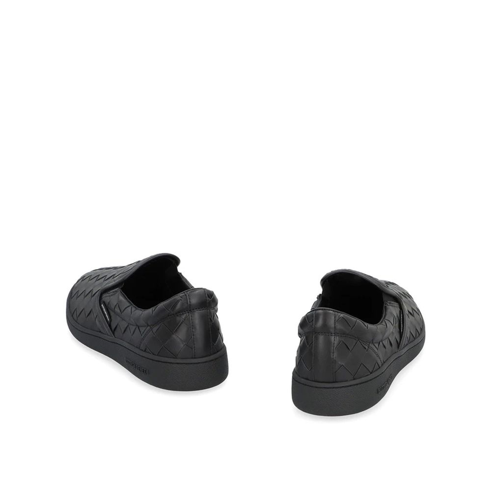 Black Calfskin Low Top Sneakers - TIZZIL