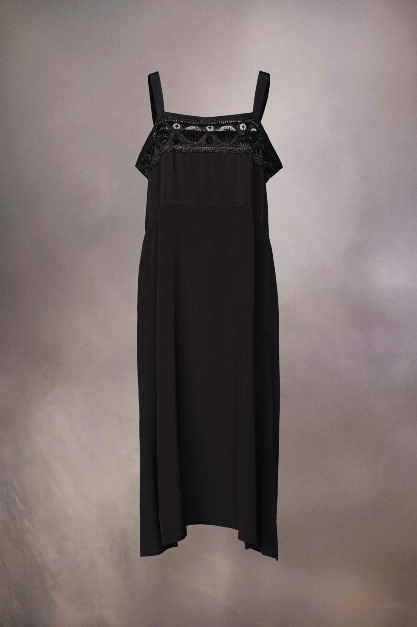 Black Fibres Midi Dress - TIZZIL