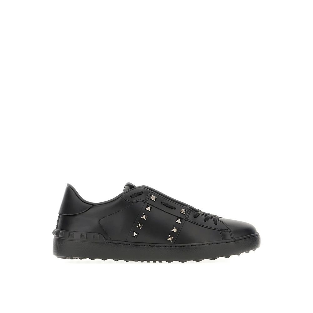 Black Leather Low Top Sneakers - TIZZIL