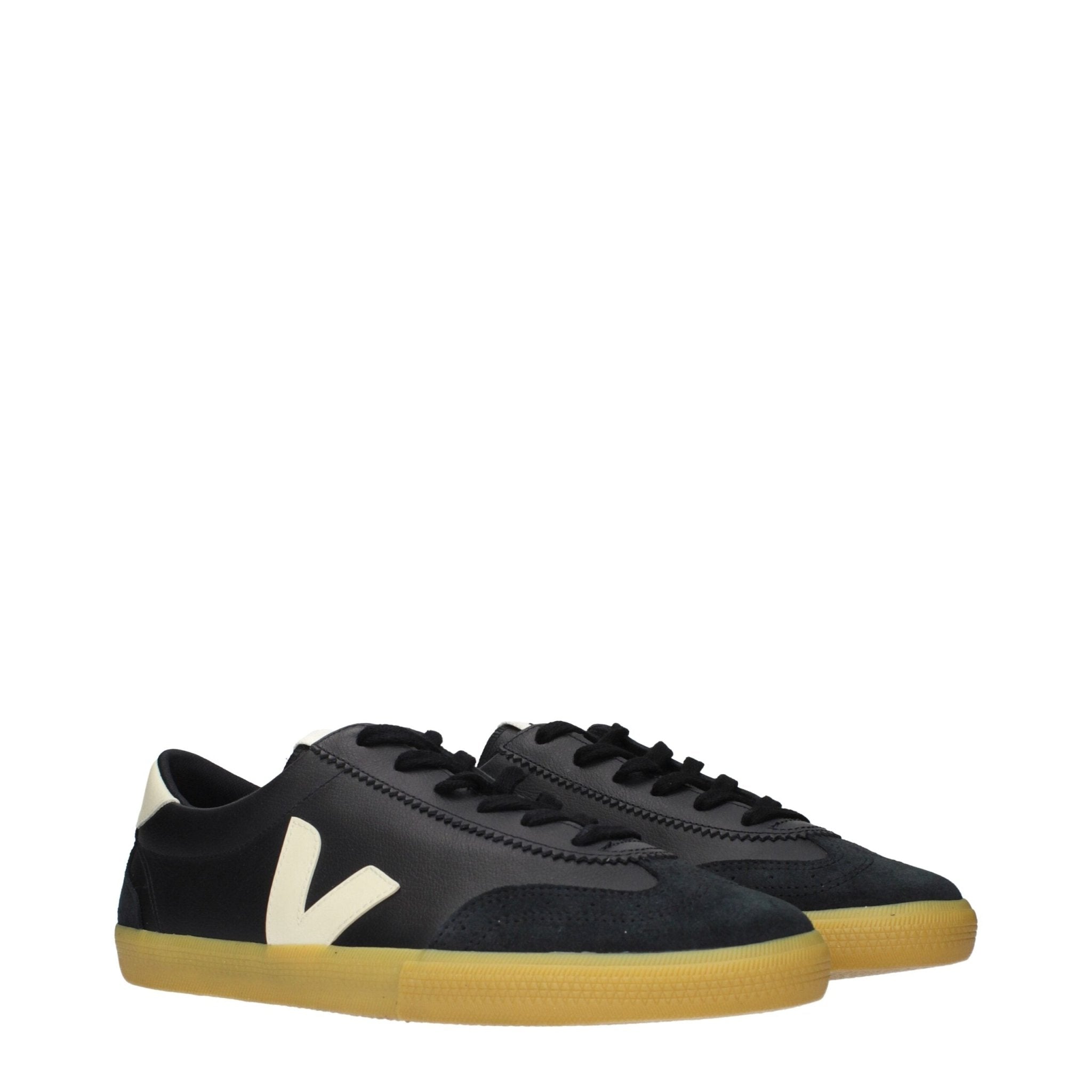 Black Leather Low Top Sneakers - TIZZIL