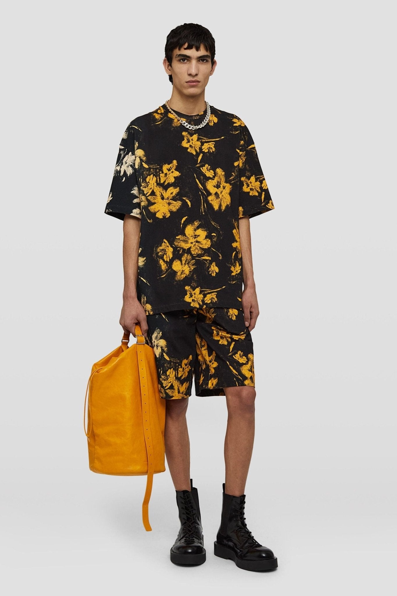 Brown Fibres Shorts - TIZZIL