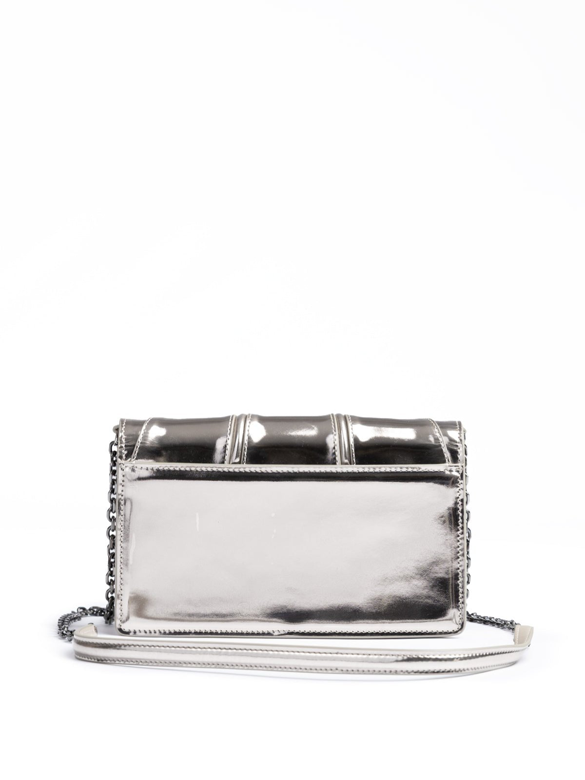 Metal Silver GT patent leather bag with chain - TIZZIL