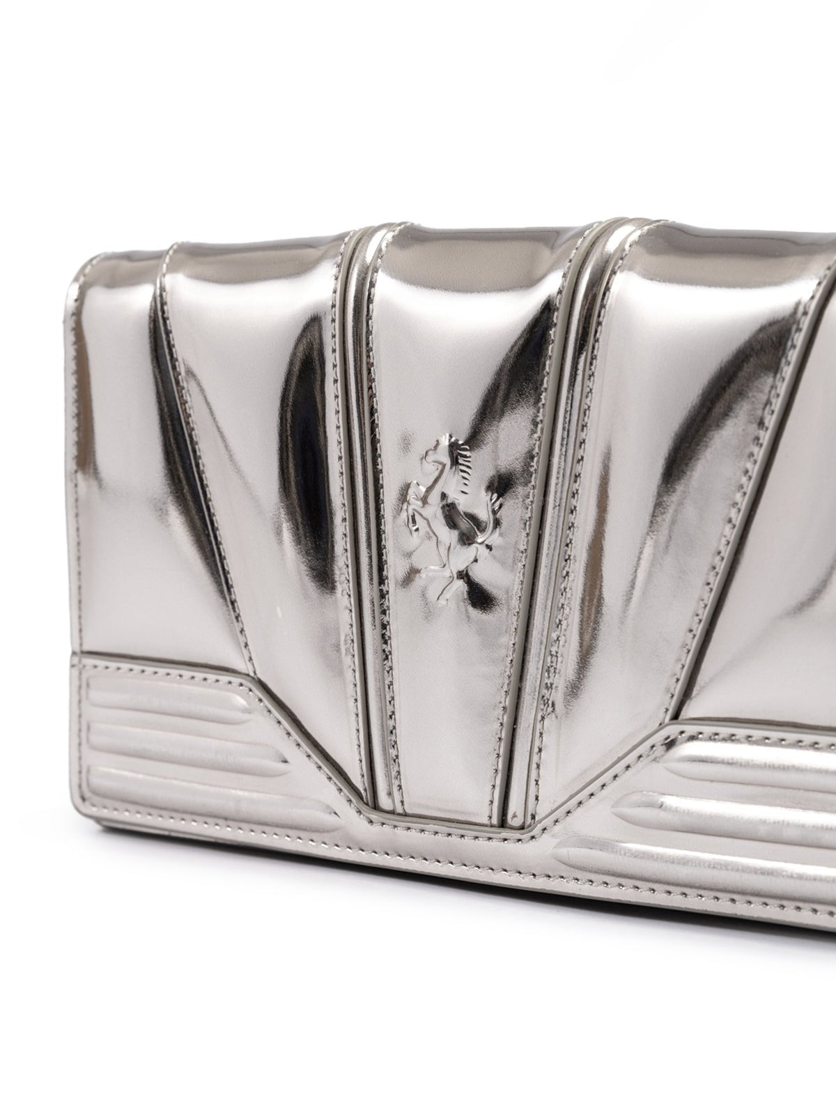 Metal Silver GT patent leather bag with chain - TIZZIL