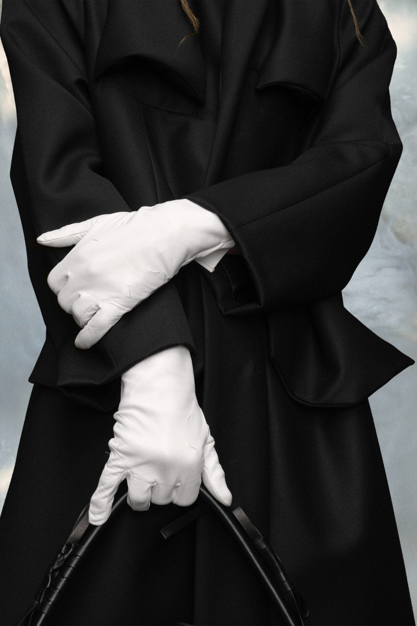 White Fibres Gloves - TIZZIL